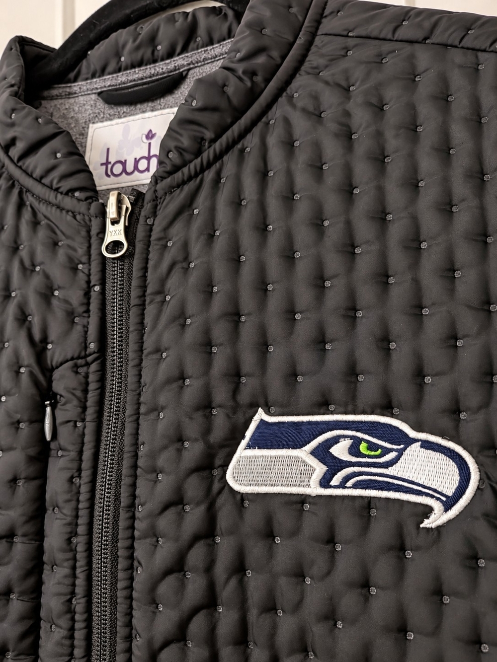 Touch by Alyssa Milano Seattle Seahawks Womans Full Zip Black Quilted Jacket- L - Picture 2 of 7